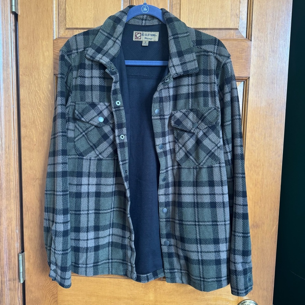 🎀 5 for 25! 🛍️ Olive Green and Black Plaid Lightweight Shirt Jacket